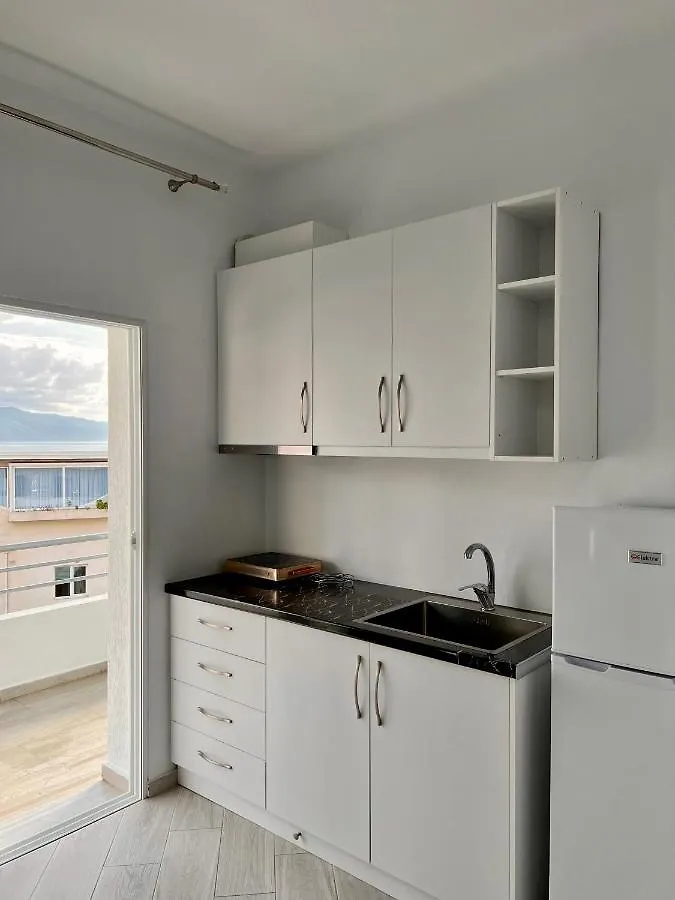 Gjoka Apartments, In Front Of Bougainville Bay Sarandë 0*,