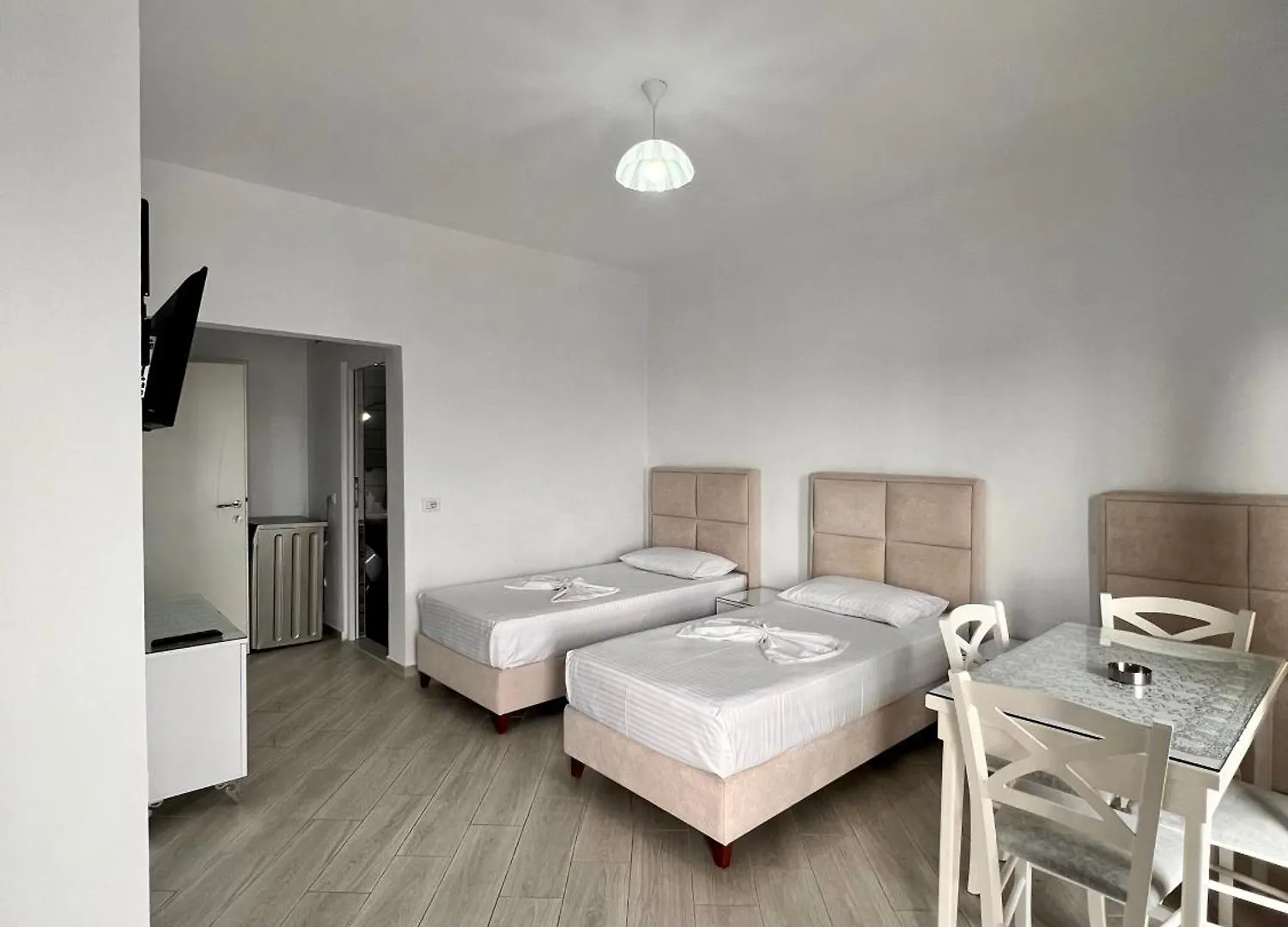 Gjoka Apartments, In Front Of Bougainville Bay Sarande