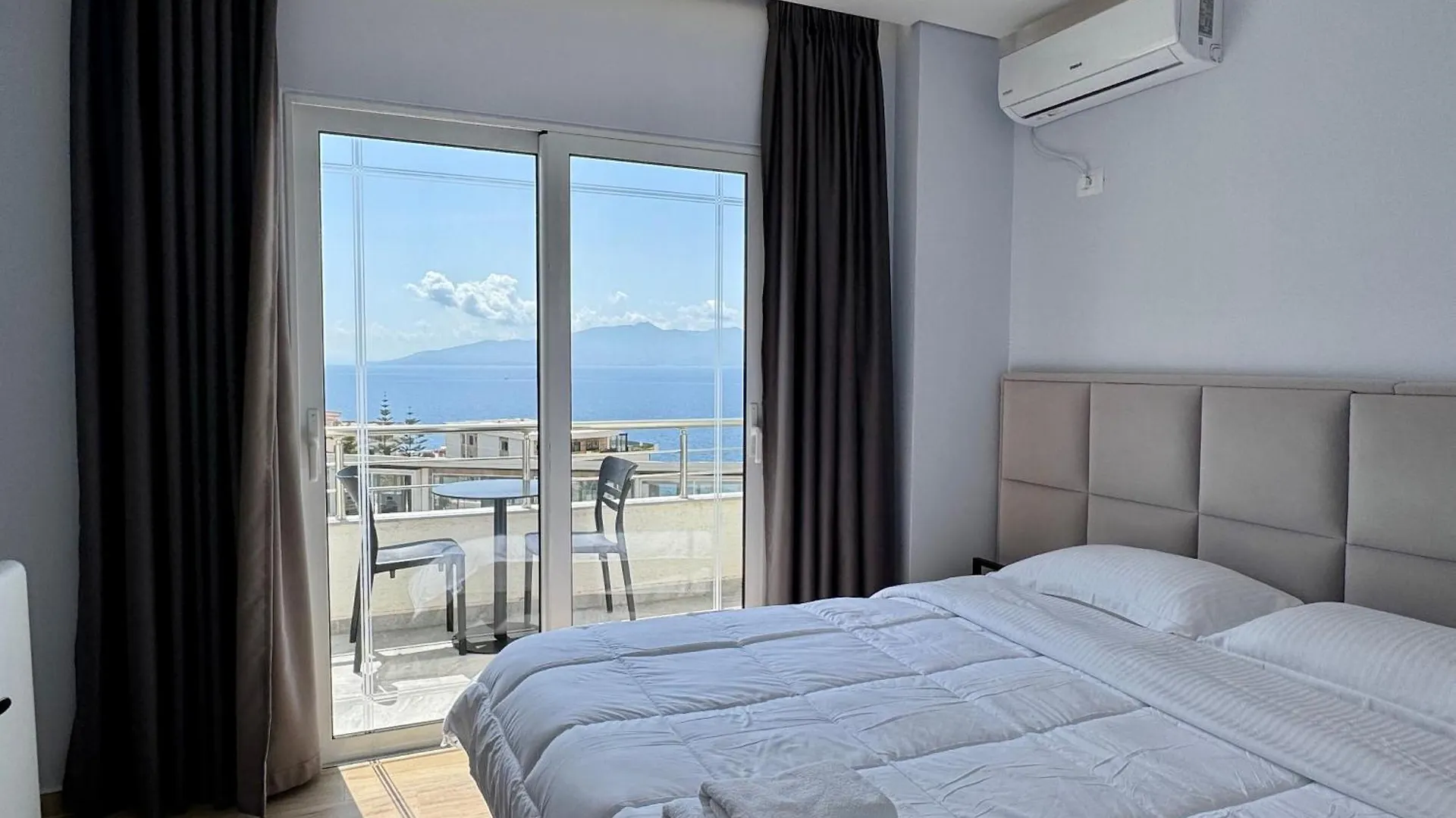 Gjoka Apartments, In Front Of Bougainville Bay Sarandë 0*,