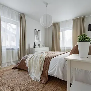 Budget Comfort On Trendy Soedermalm, Construction Work , Sztokholm Szwecja
