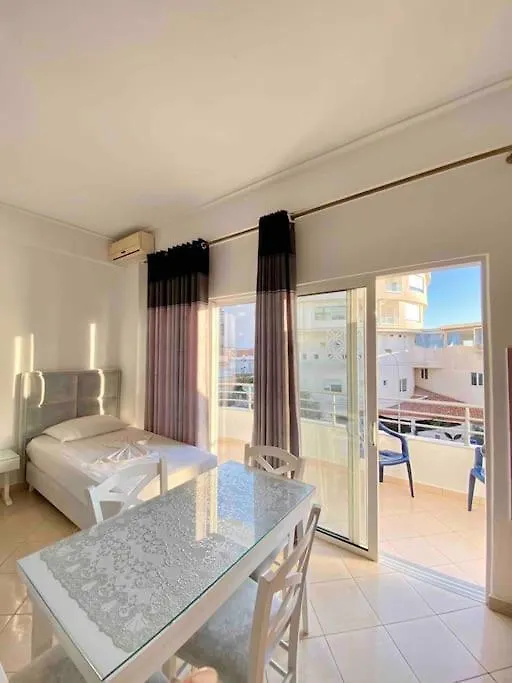 Gjoka Apartments, In Front Of Bougainville Bay Saranda Apartament
