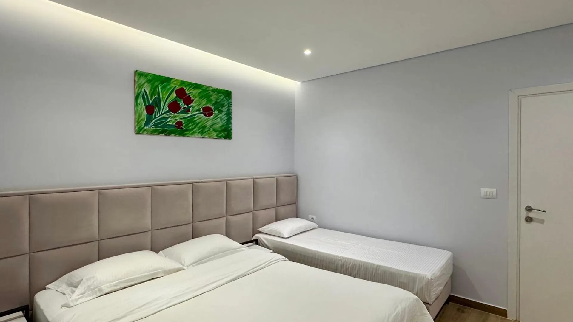 Gjoka Apartments, In Front Of Bougainville Bay Saranda 0*,