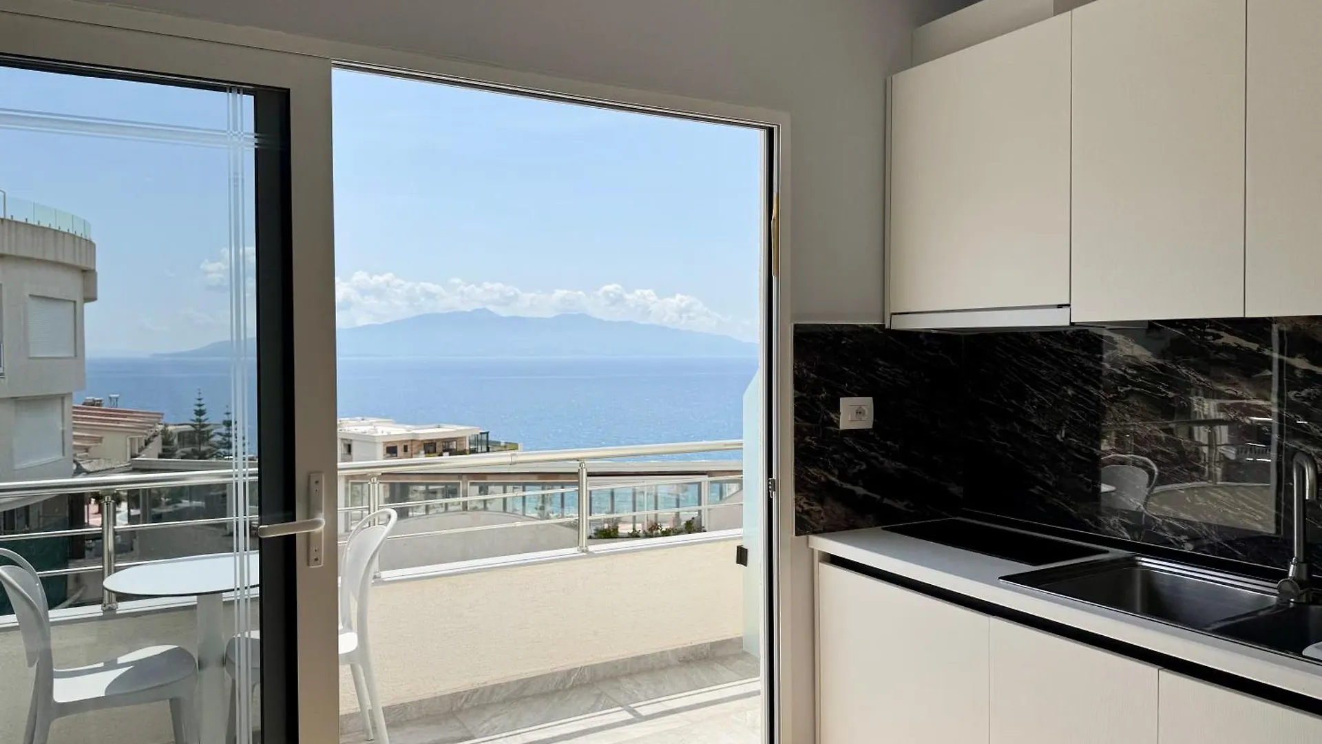 Lägenhet Gjoka Apartments, In Front Of Bougainville Bay Sarandë
