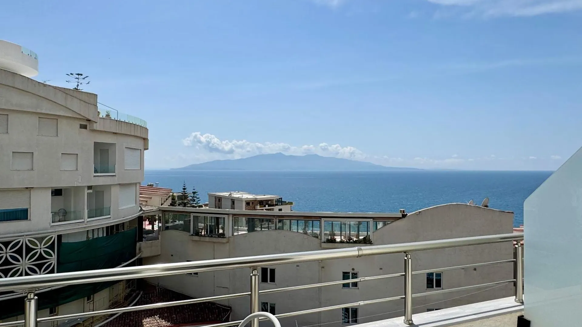 Gjoka Apartments, In Front Of Bougainville Bay Sarandë Lägenhet